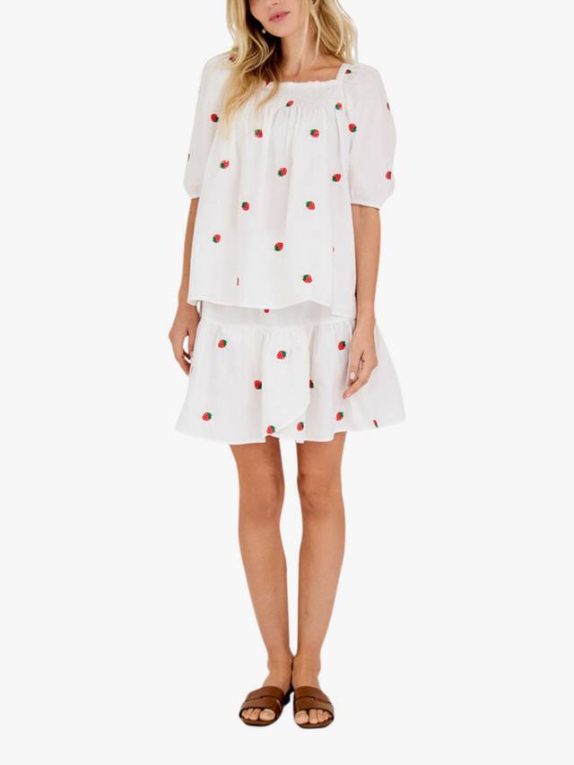 

Винни блузка-сарафан с вышивкой клубника A-VIEW, White/Red