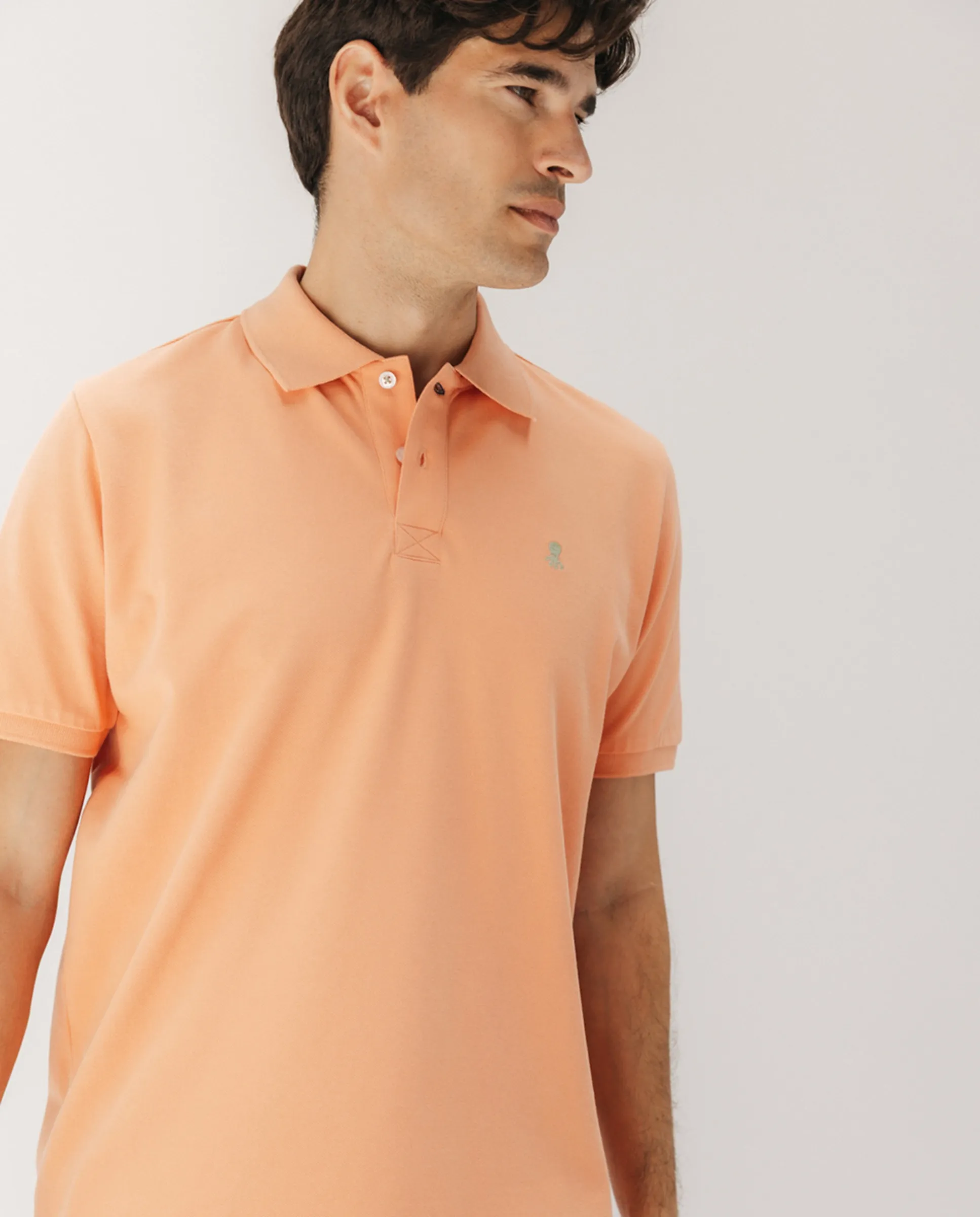 

Мужское короткое поло из пике с логотипом на груди El Pulpo, оранжевый