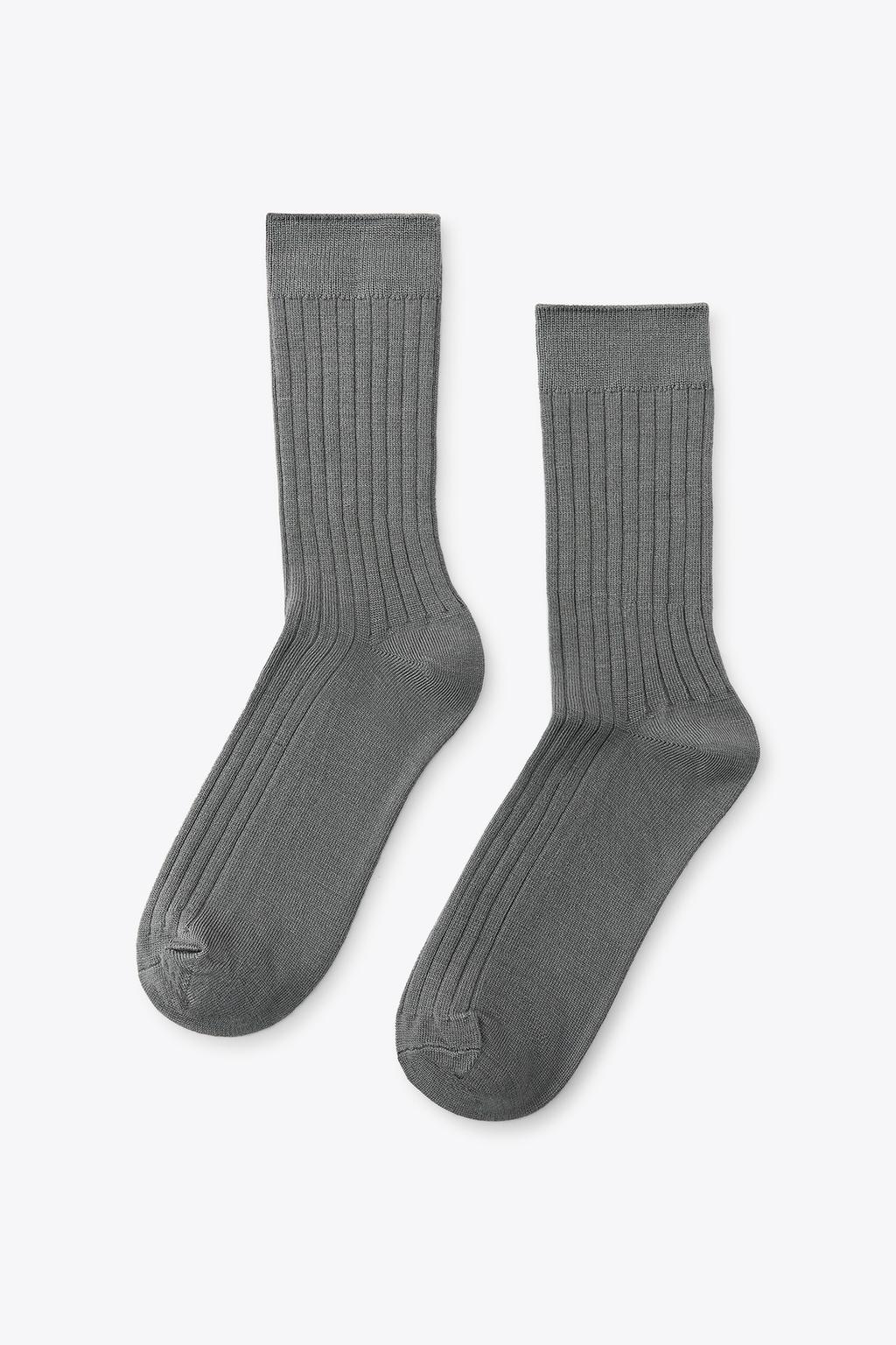 

Носки из вискозы в рубчик ZARA, цвет Charcoal grey