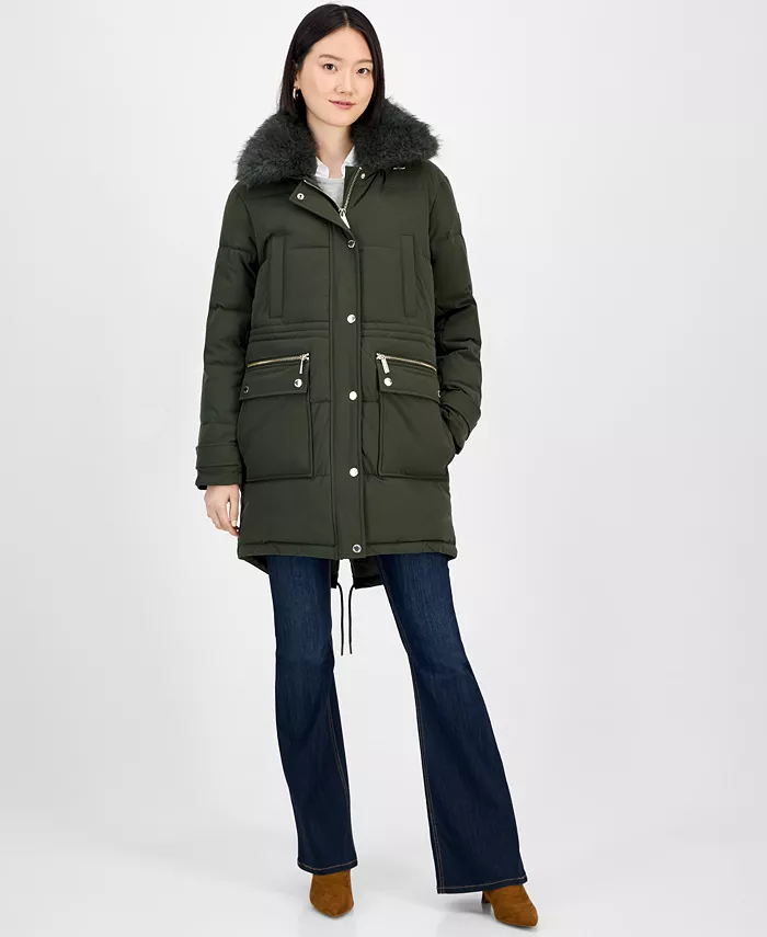 

Женское стеганое пальто с капюшоном и отделкой из искусственного меха Michael Kors, зеленый