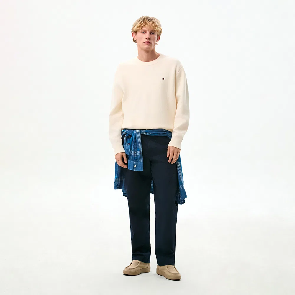 Мужской джемпер с круглым вырезом цвета айвори от Tommy Hilfiger — фото 2