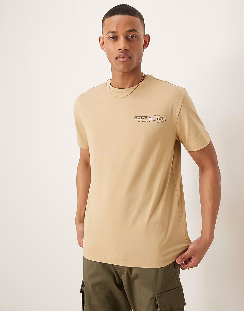 

Футболка GANT 1949 с логотипом на груди в бежевом цвете