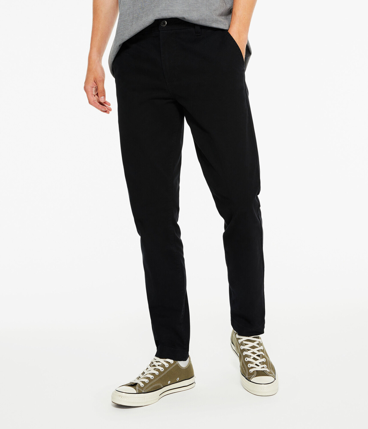 

Узкие брюки чинос Aeropostale, черный