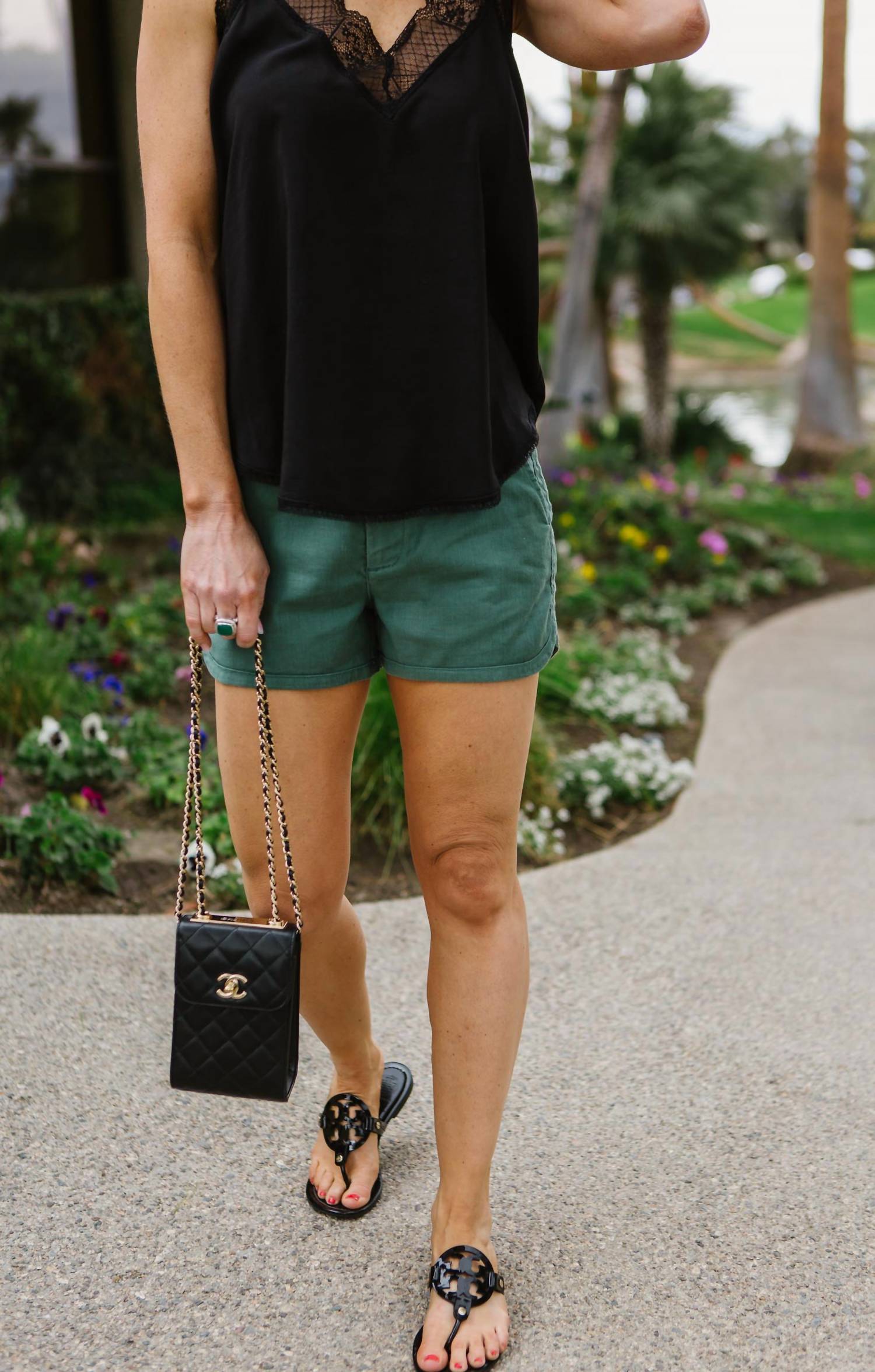 

Шорты Helen Trouser In Parrot Level99