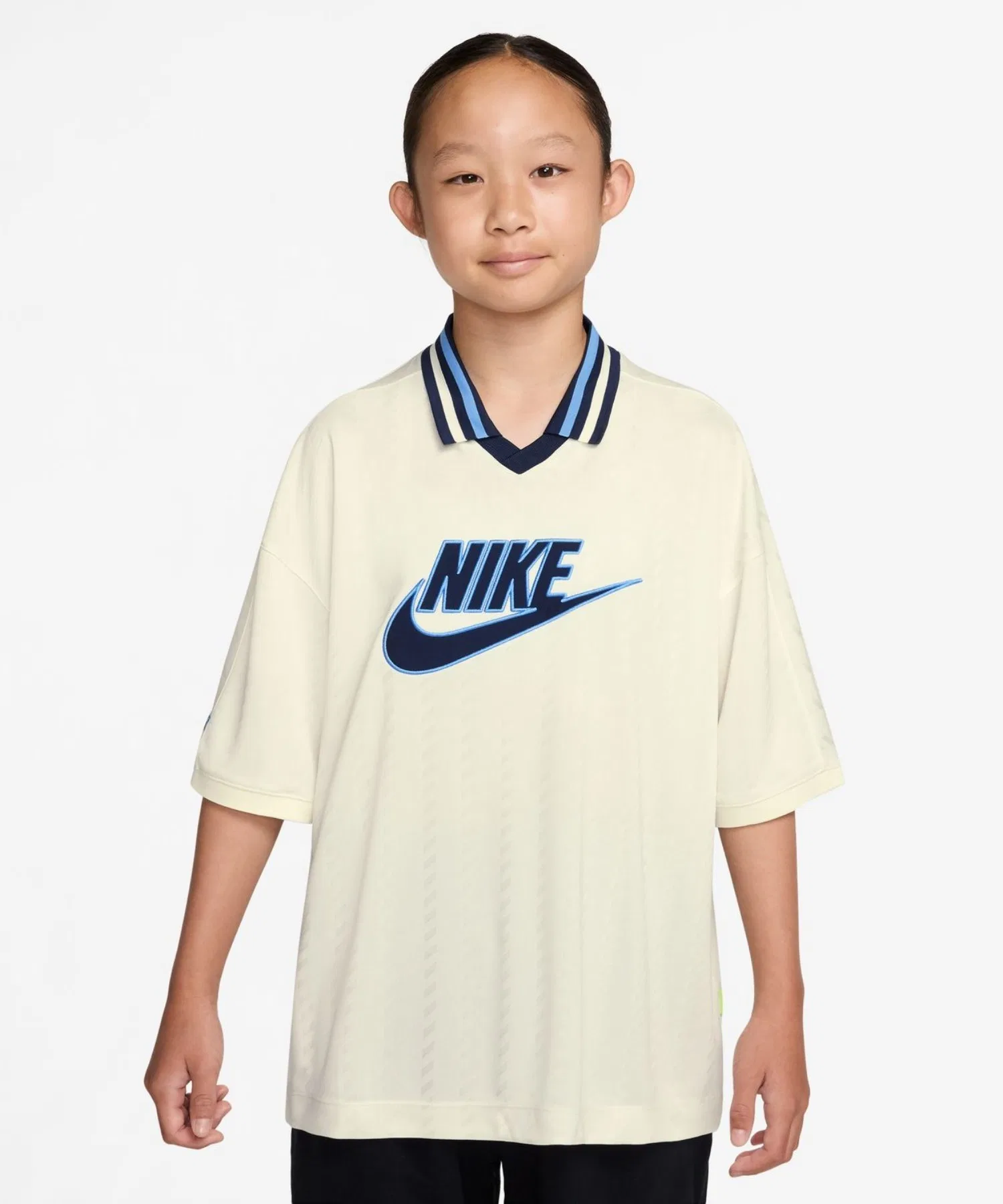Футболка Nike YTH NSW CLN с короткими рукавами