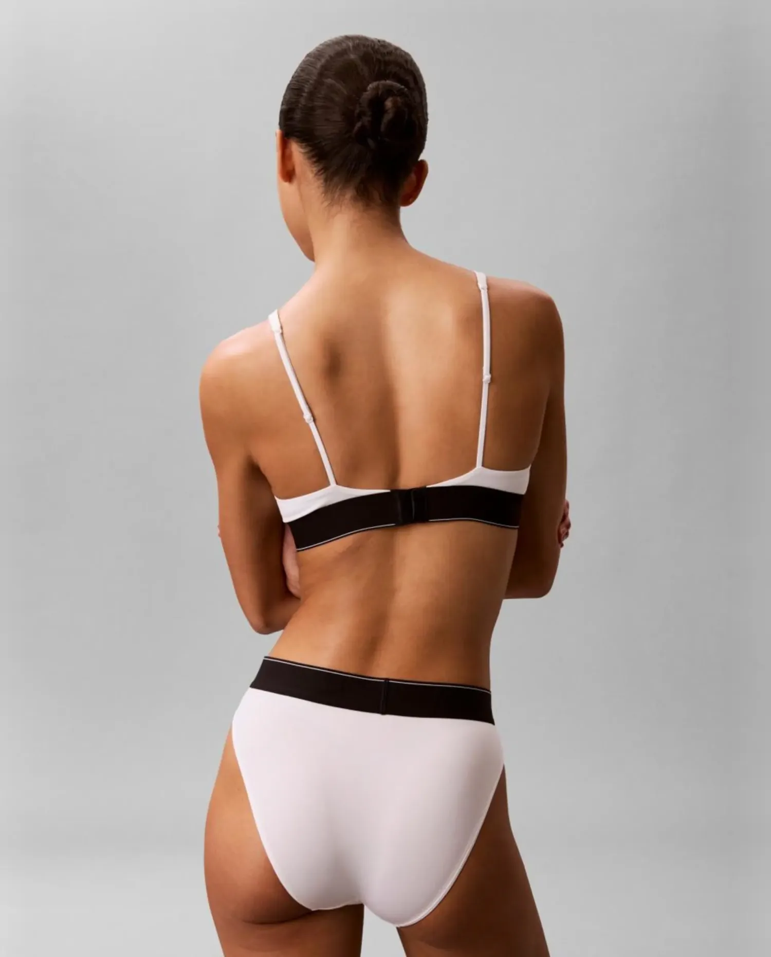 Формованный треугольный бюстгальтер CK GRAPHIC Calvin Klein, белый — фото 2