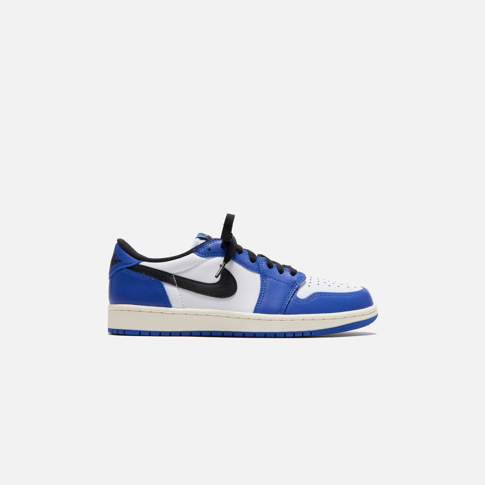 

Кроссовки Jordan Air Jordan 1 Low OG, цвет White/Black/Game Royal/Sail