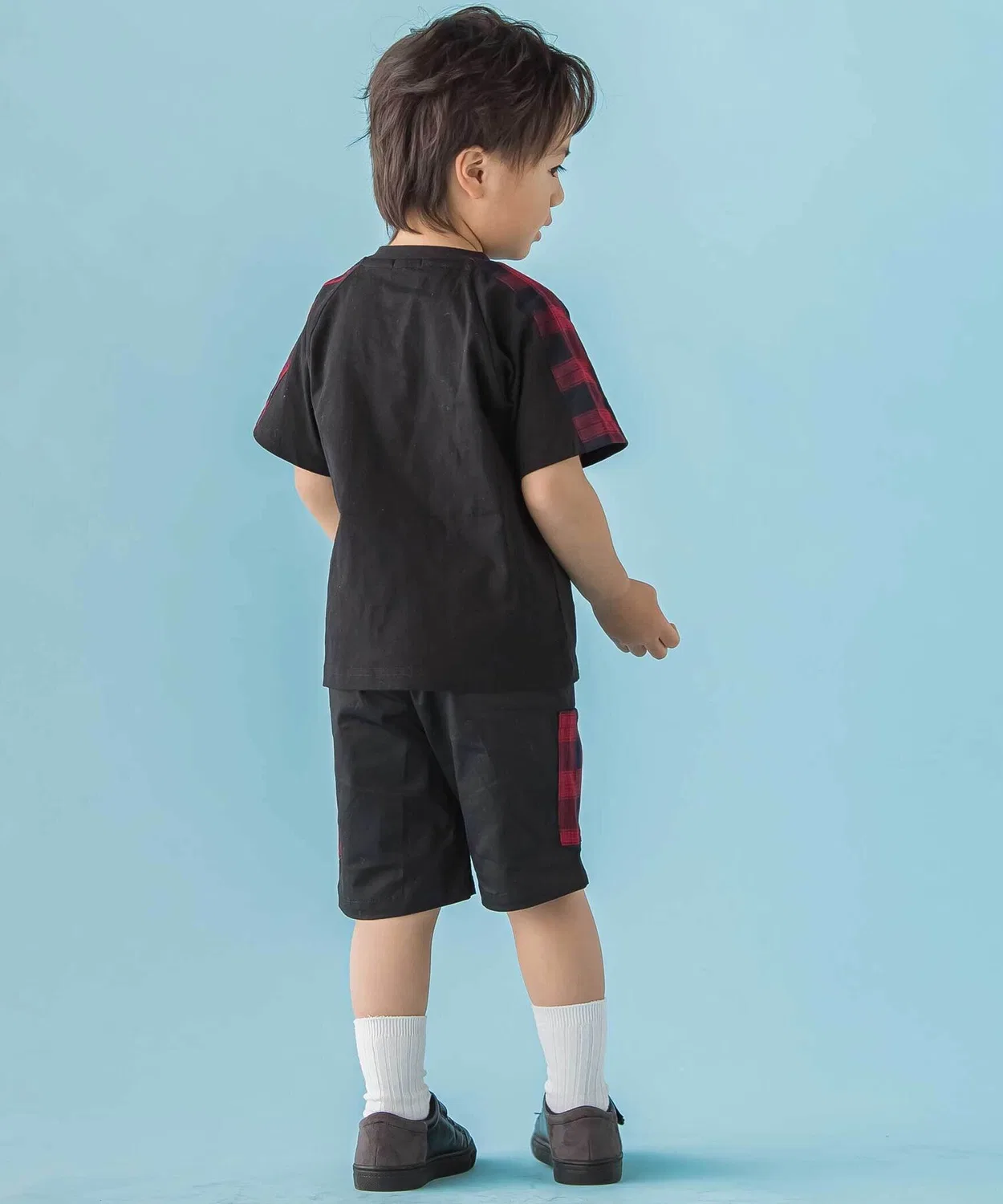 Детский костюм с клетчатой отделкой BeBe Petits Pois Vert, топ и шорты, белый — фото 3
