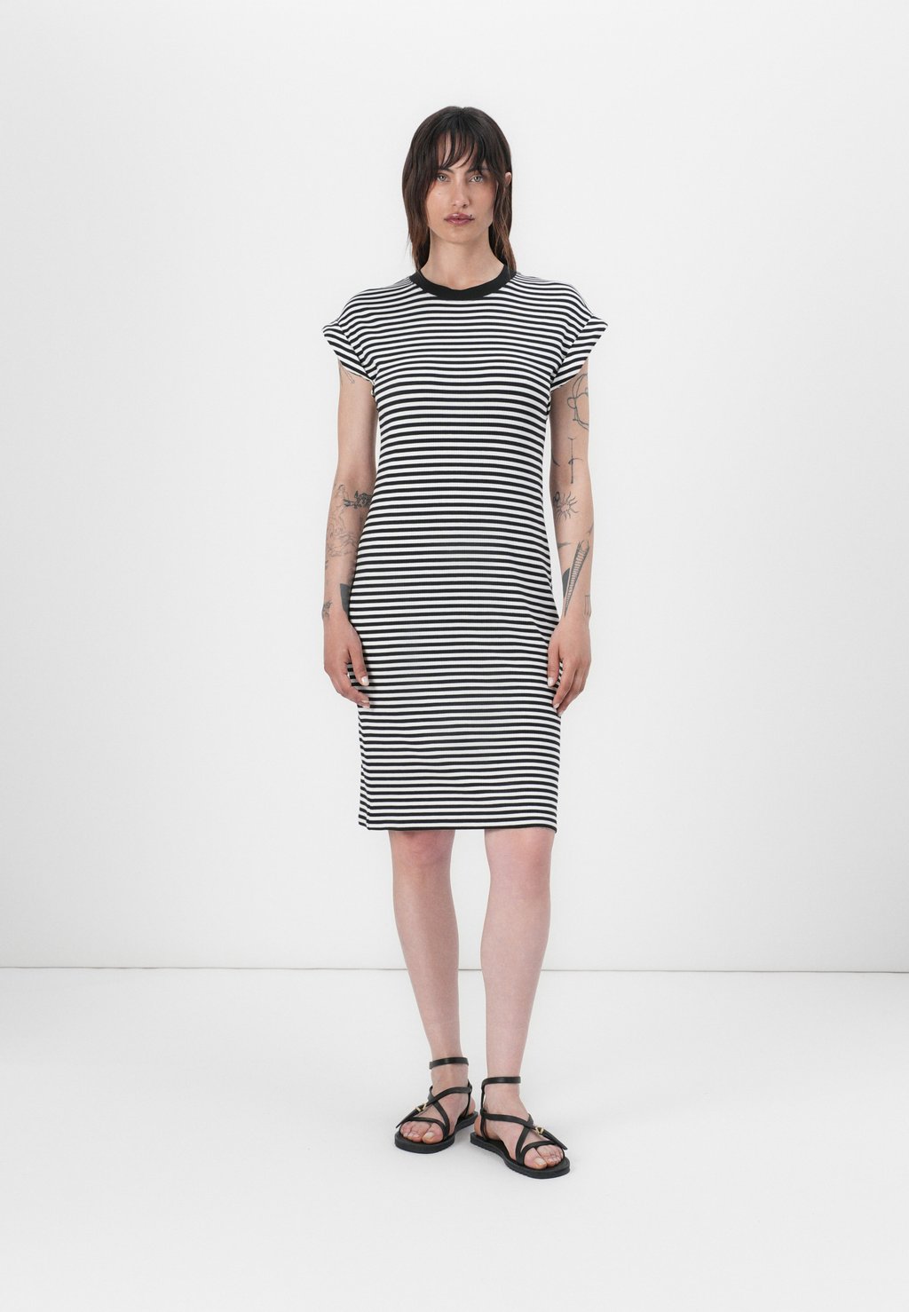 

Повседневное платье SHORT TEE Tommy Hilfiger, серый