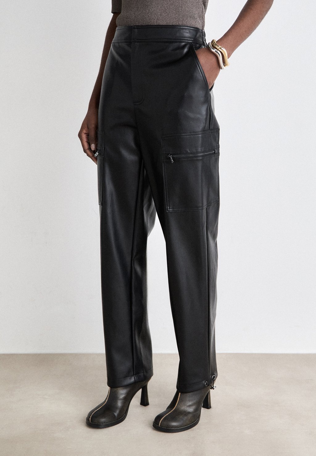 

Брюки карго PANT DKNY, черный