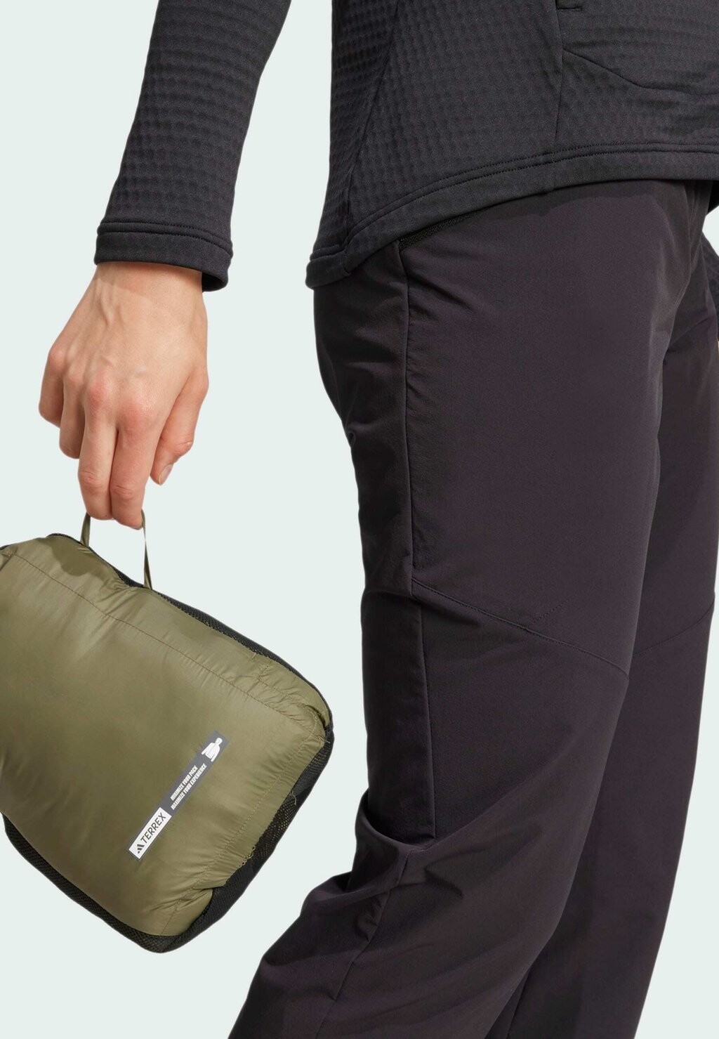 

Зимняя куртка W XPR LF H J V Adidas Terrex, оливковый