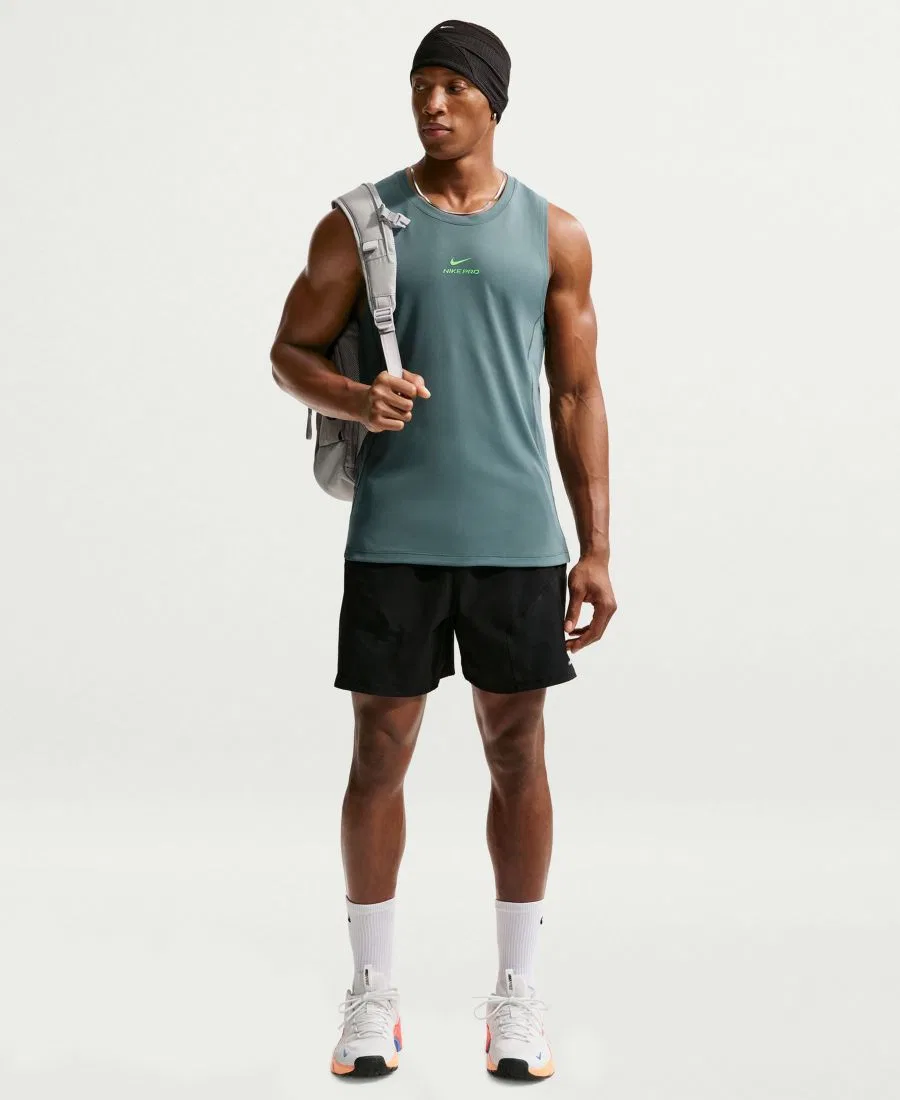 Тренировочная майка Pro Men's Dri-FIT Nike, зеленый