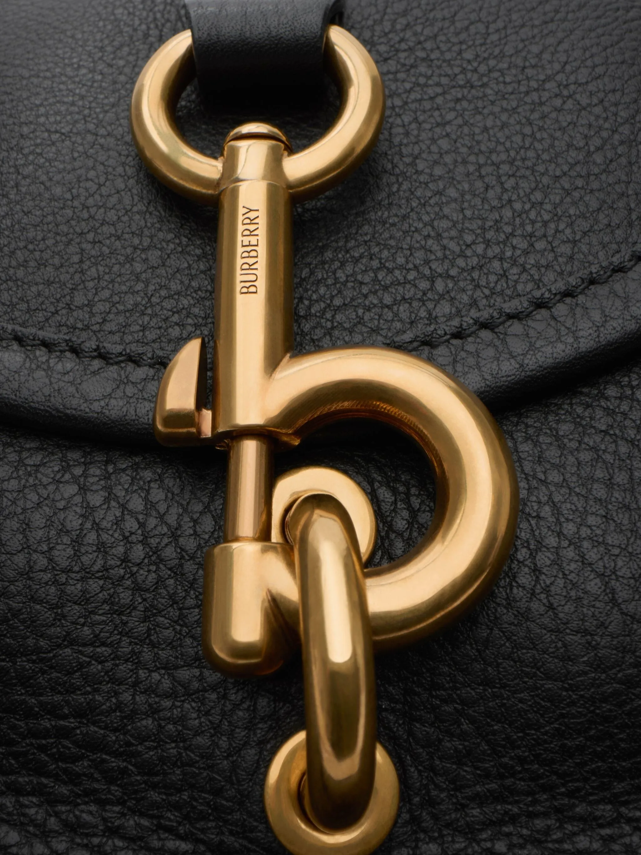 Сумка через плечо Burberry с пряжкой B, черная — фото 4