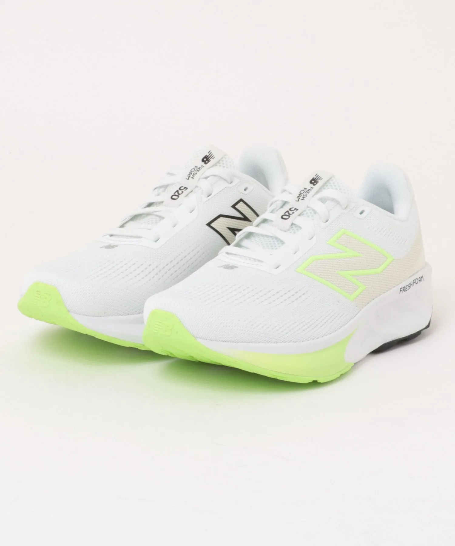 Мужские кроссовки с технологией Fresh Foam M520 New Balance бело-лаймовые