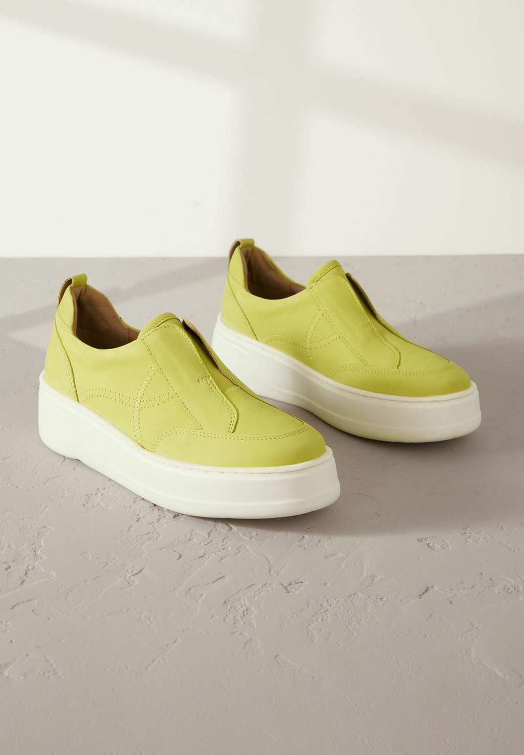 Низкие кеды SIGNATURE FOREVER COMFORT Next, зеленый — фото 2