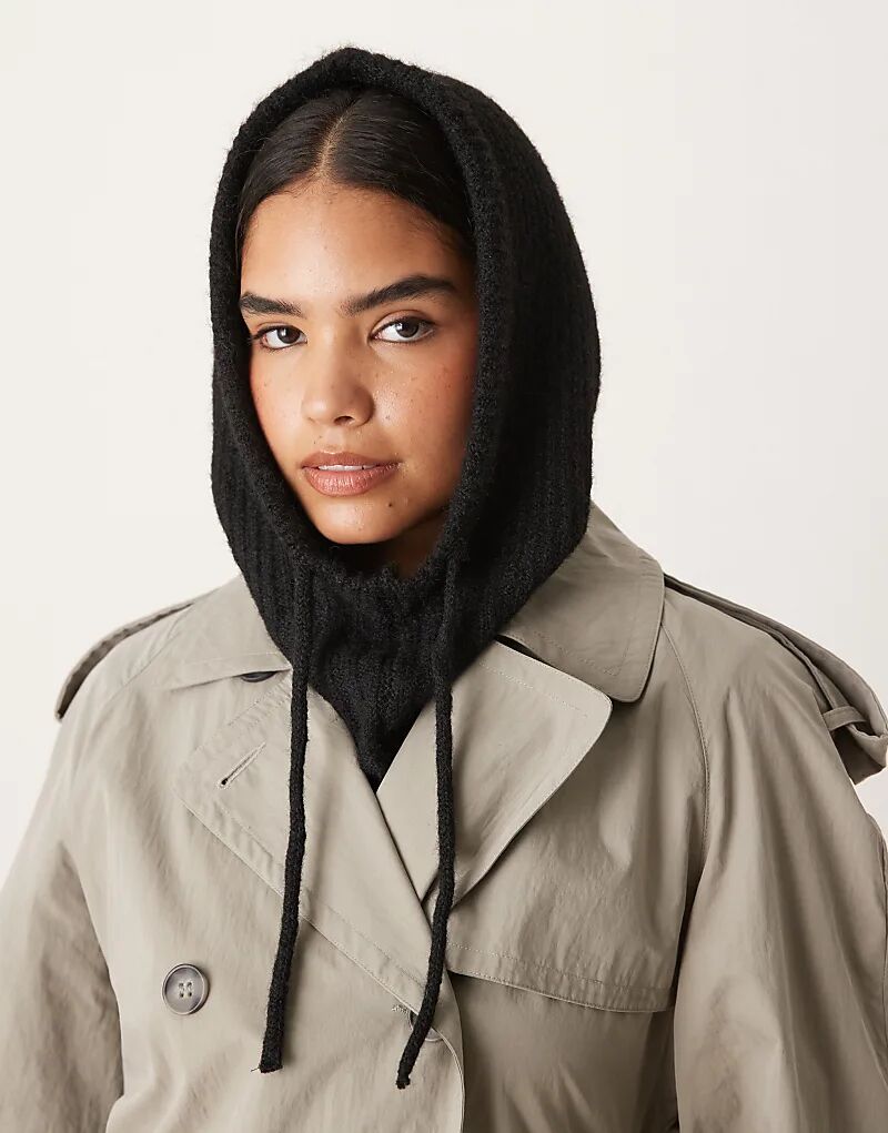 

Вязаная балаклава Gina Tricot свободного кроя с капюшоном черного цвета