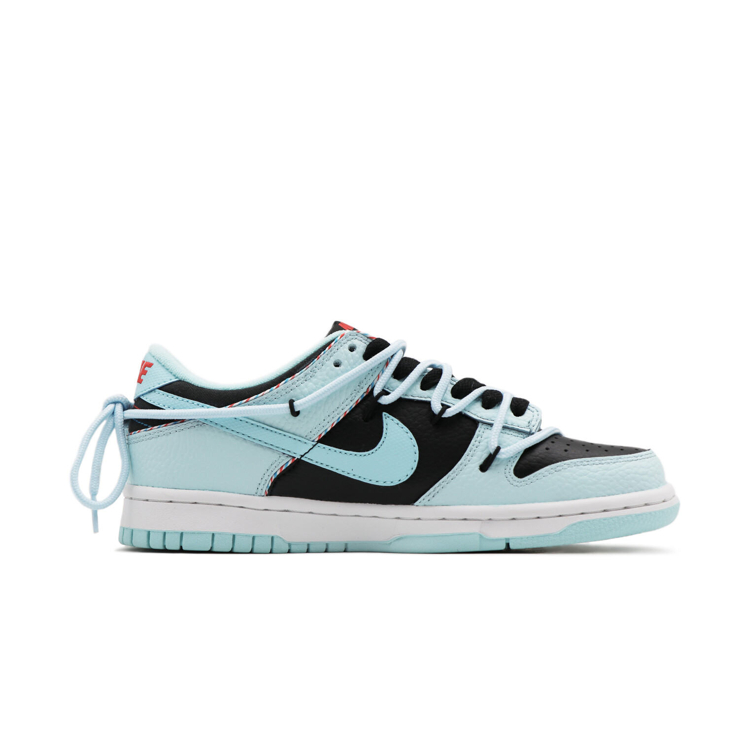 

Кроссовки Nike Dunk Skateboard Shoes Women's Low-Top Black/Ice Blue