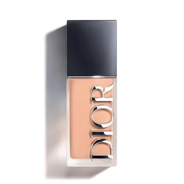 Натуральная матовая тональная основа для макияжа DIOR Dior Forever Skin Wear, 3CR