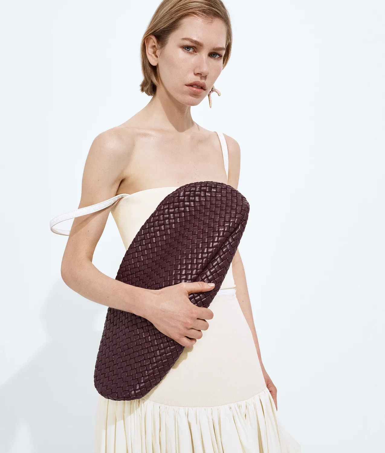 Клатч Onda BOTTEGA VENETA, бордовый — фото 2