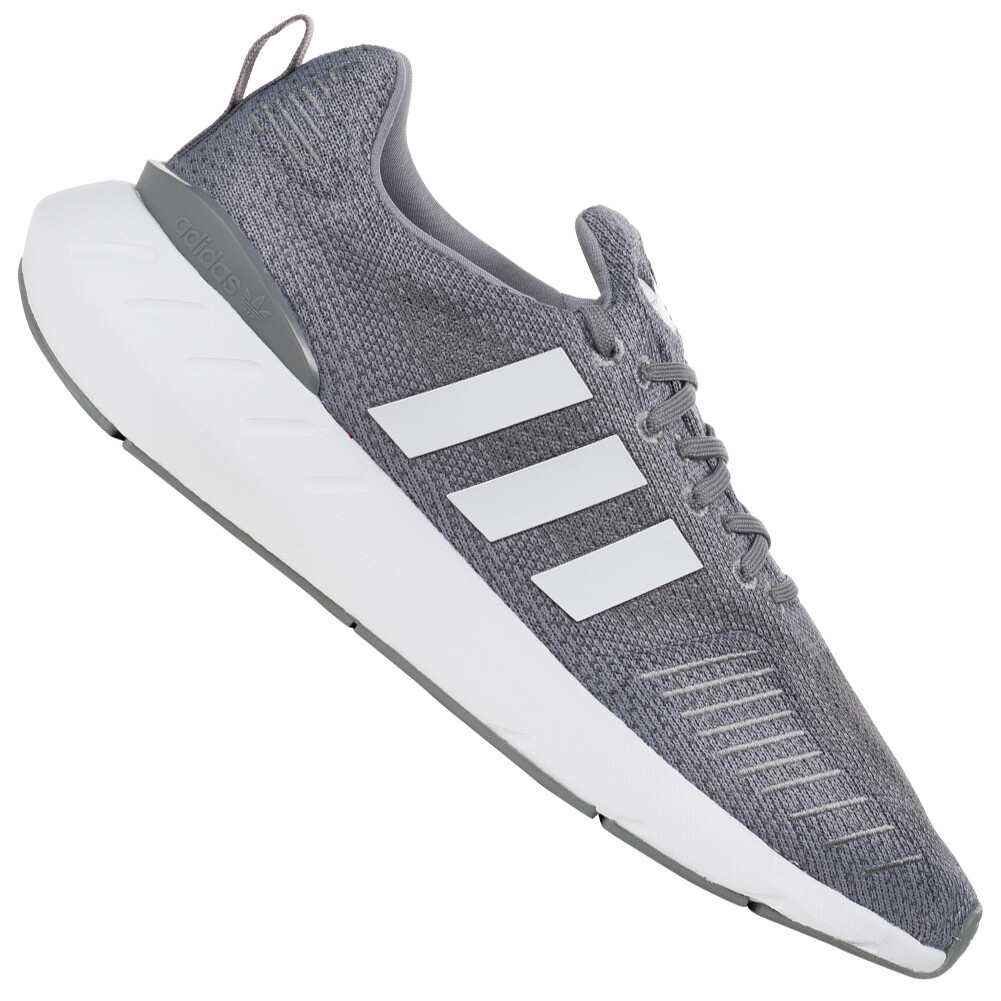 

Мужские кроссовки Adidas Originals Swift Run 22