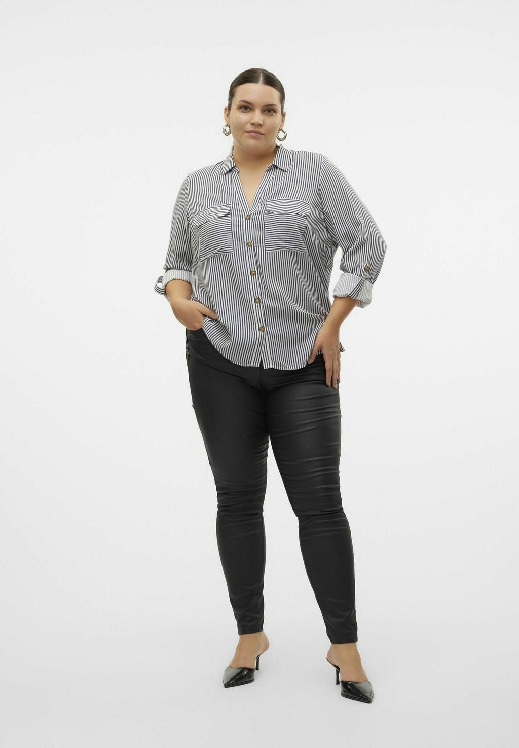 

Блузка на пуговицах VMBUMPY Vero Moda Curve, белый