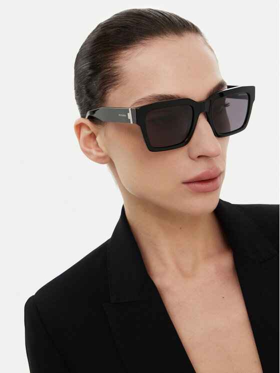 

Солнцезащитные очки TSM9028 Trussardi, черный
