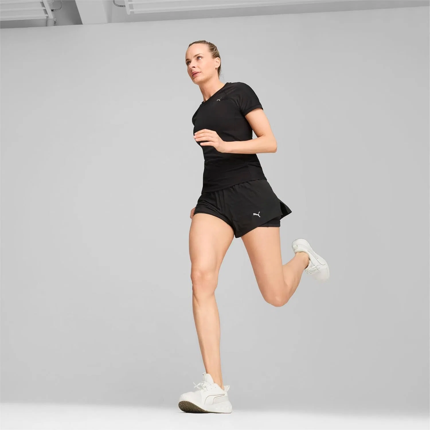 Беговые кроссовки Puma Softride CarsonRoad унисекс, Warm White Puma Gold — фото 3