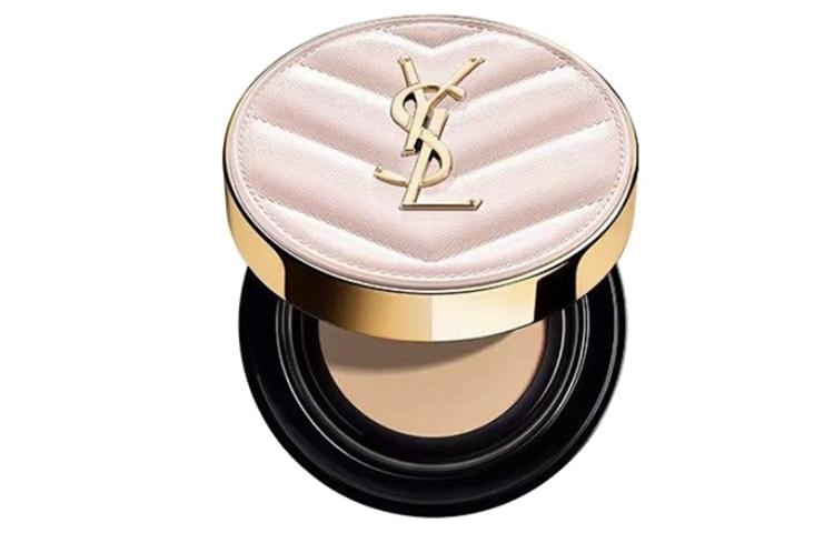 Тональный кушон Yves Saint Laurent Touche Eclat Glow-Pact, #B10, 12 г — фото 2