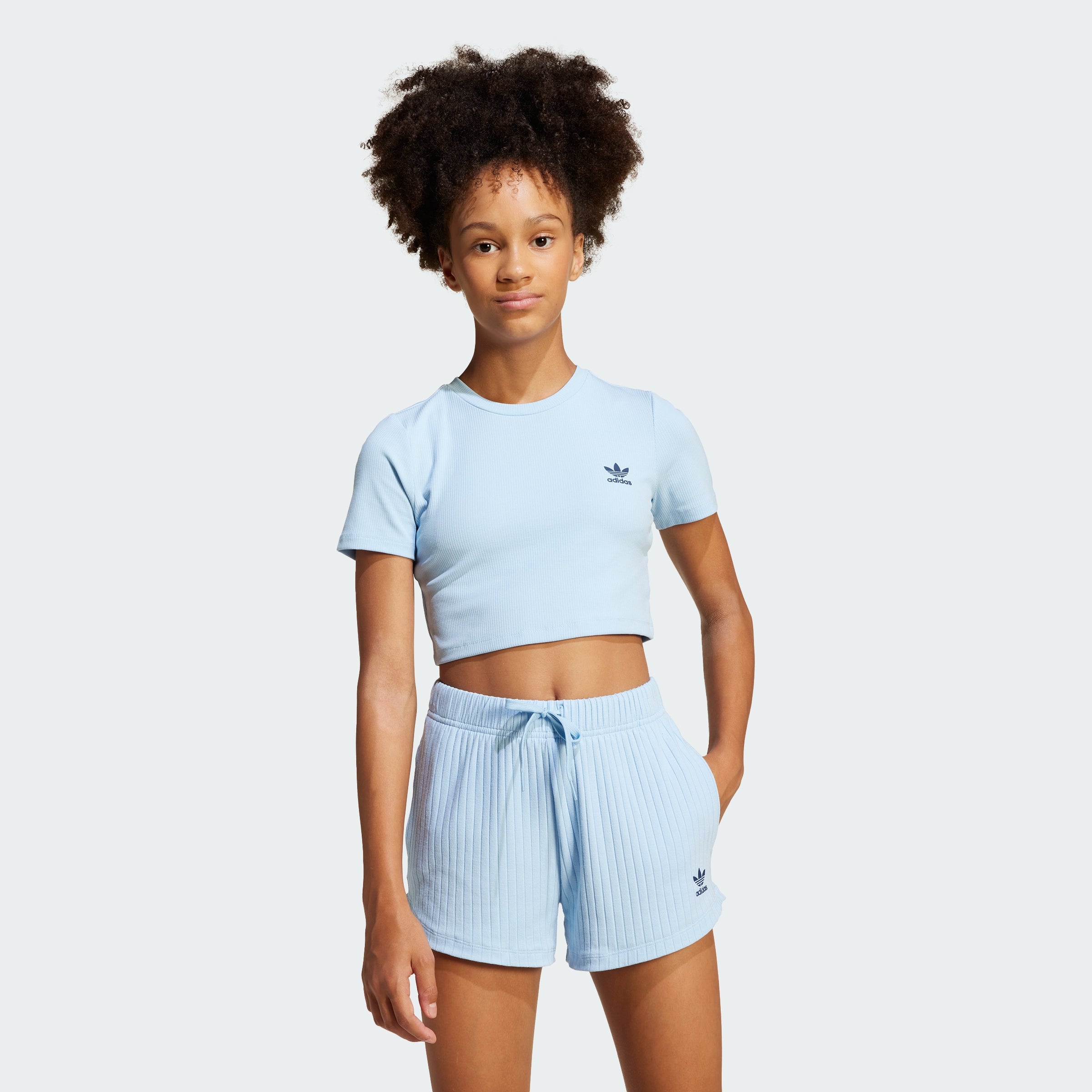 

Детская футболка adidas Ribbed Crop Tee Kids, цвет clear sky