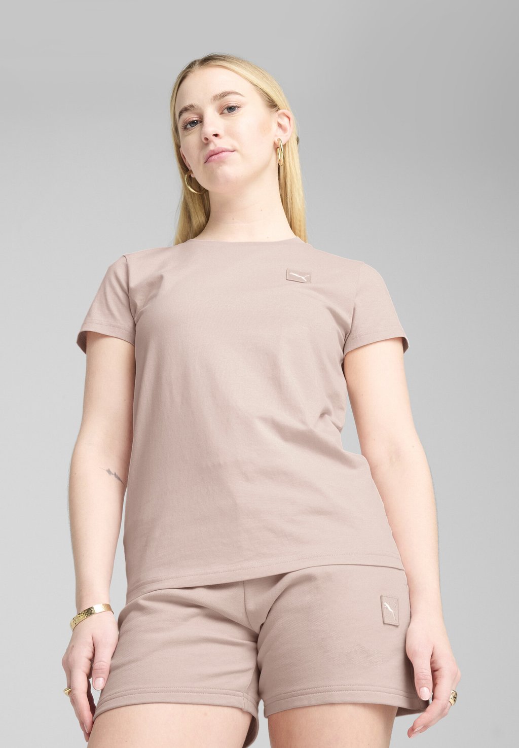

Базовая футболка ESS ELEVATED Puma, розовый
