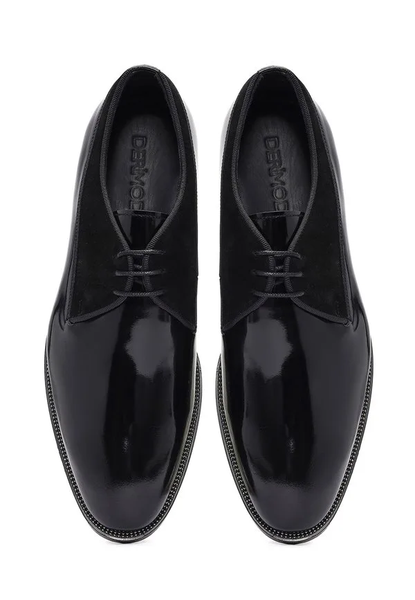 Классические повседневные ботинки на шнуровке Derimod, Black — фото 3
