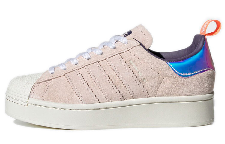 

Кроссовки Adidas Originals Superstar Bold Girls Are Awesome Women's