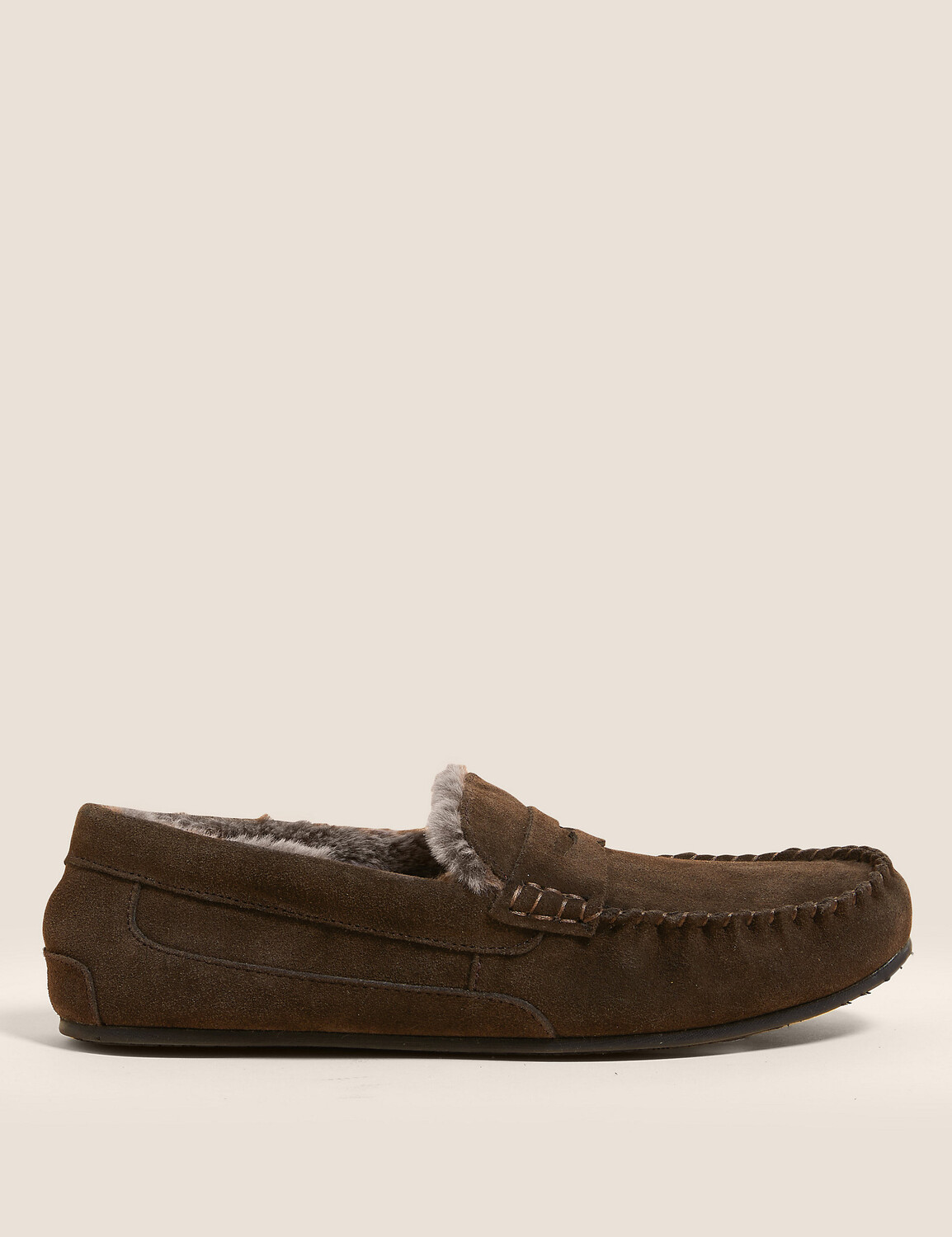 

Замшевые тапочки с Freshfeet Marks & Spencer