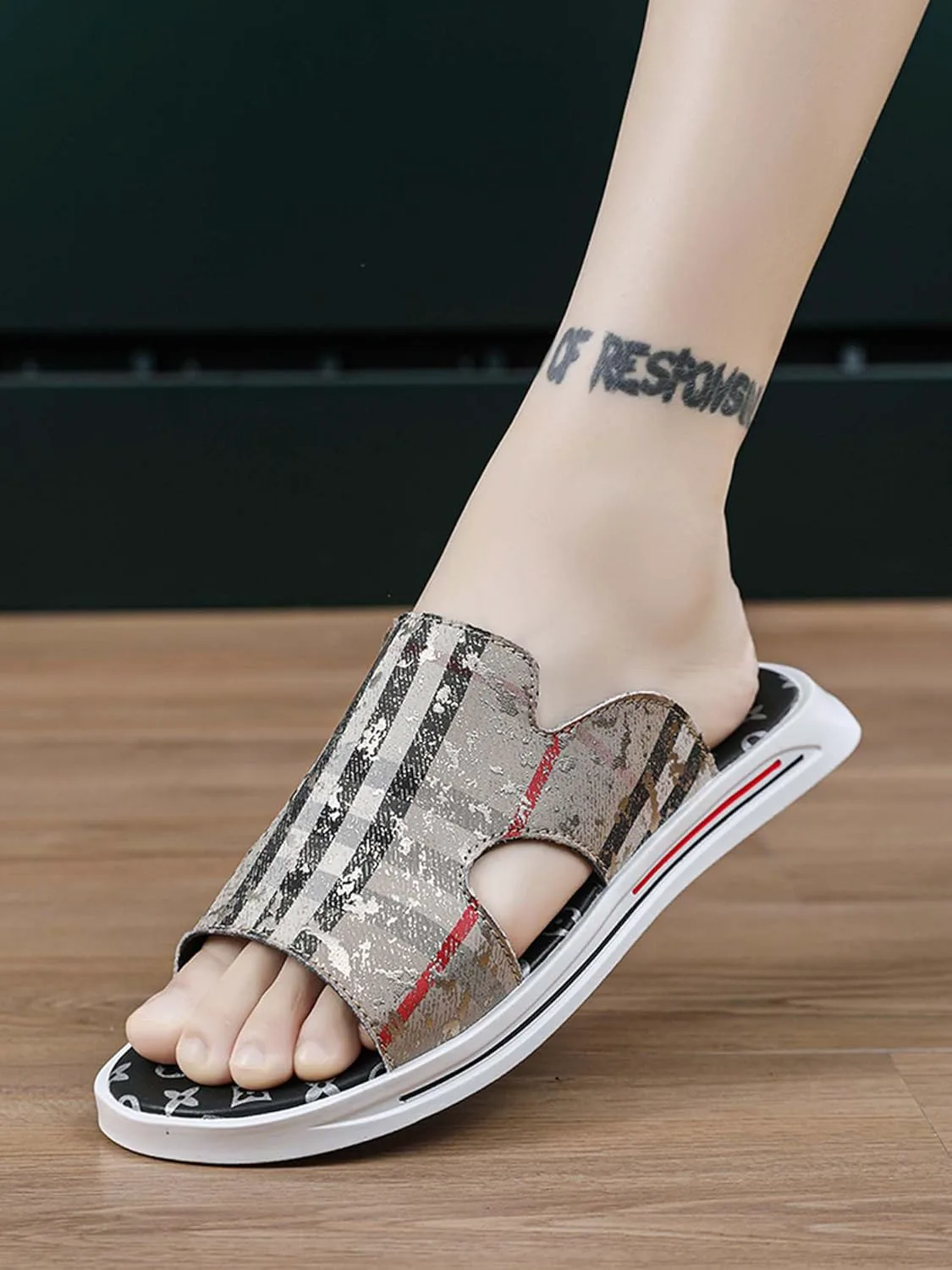 

Мужская повседневная обувь, нескользящие сандалии и наружные тапочки CYYDS, бежевый