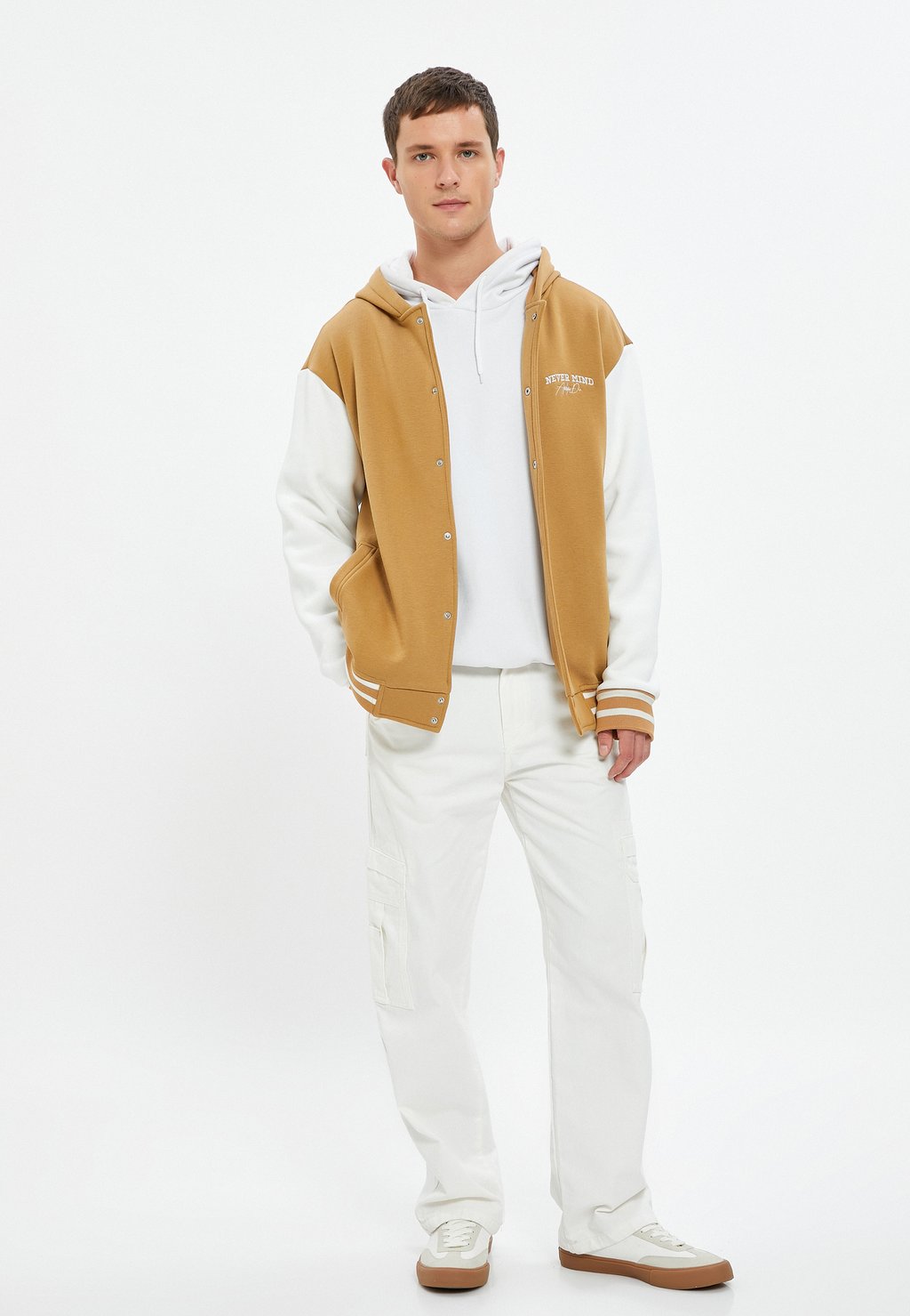 

Летняя куртка HOODED VARSITY EMBROIDERED DETAIL Koton, коричневый
