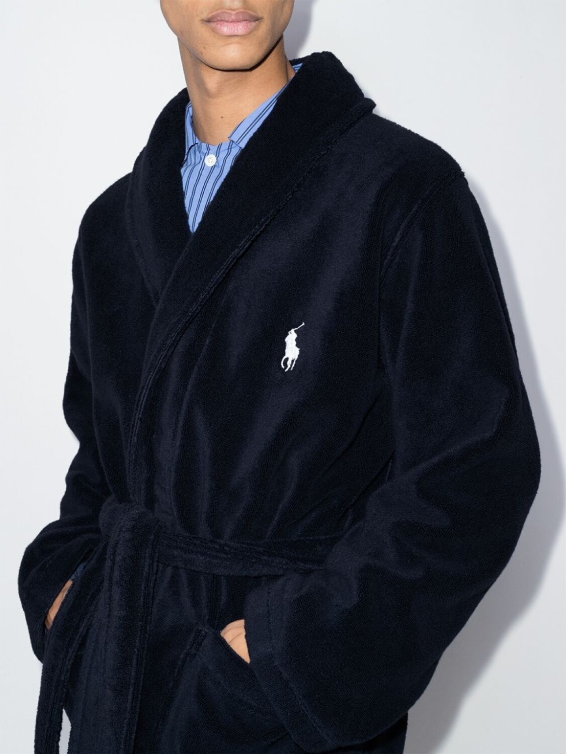 Polo Ralph Lauren халат с поясом и вышитым логотипом, синий — фото 4