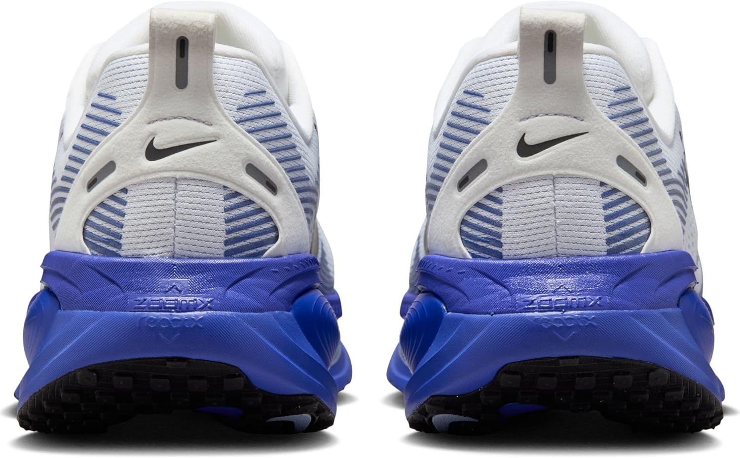 Мужские кроссовки Nike Vomero 18, белый/черный/синий — фото 3