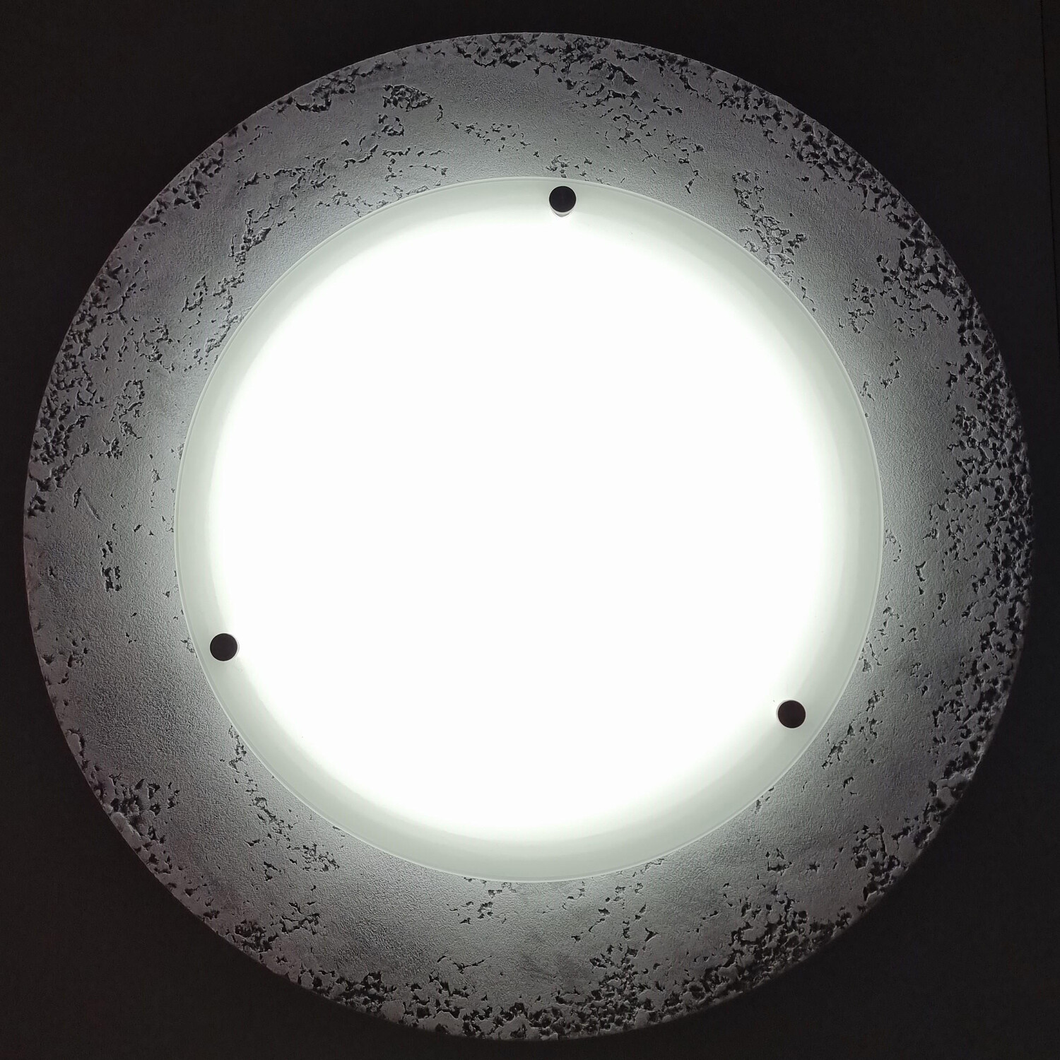 

Светодиодный потолочный светильник Lumicom, 45x45x6 см, серый