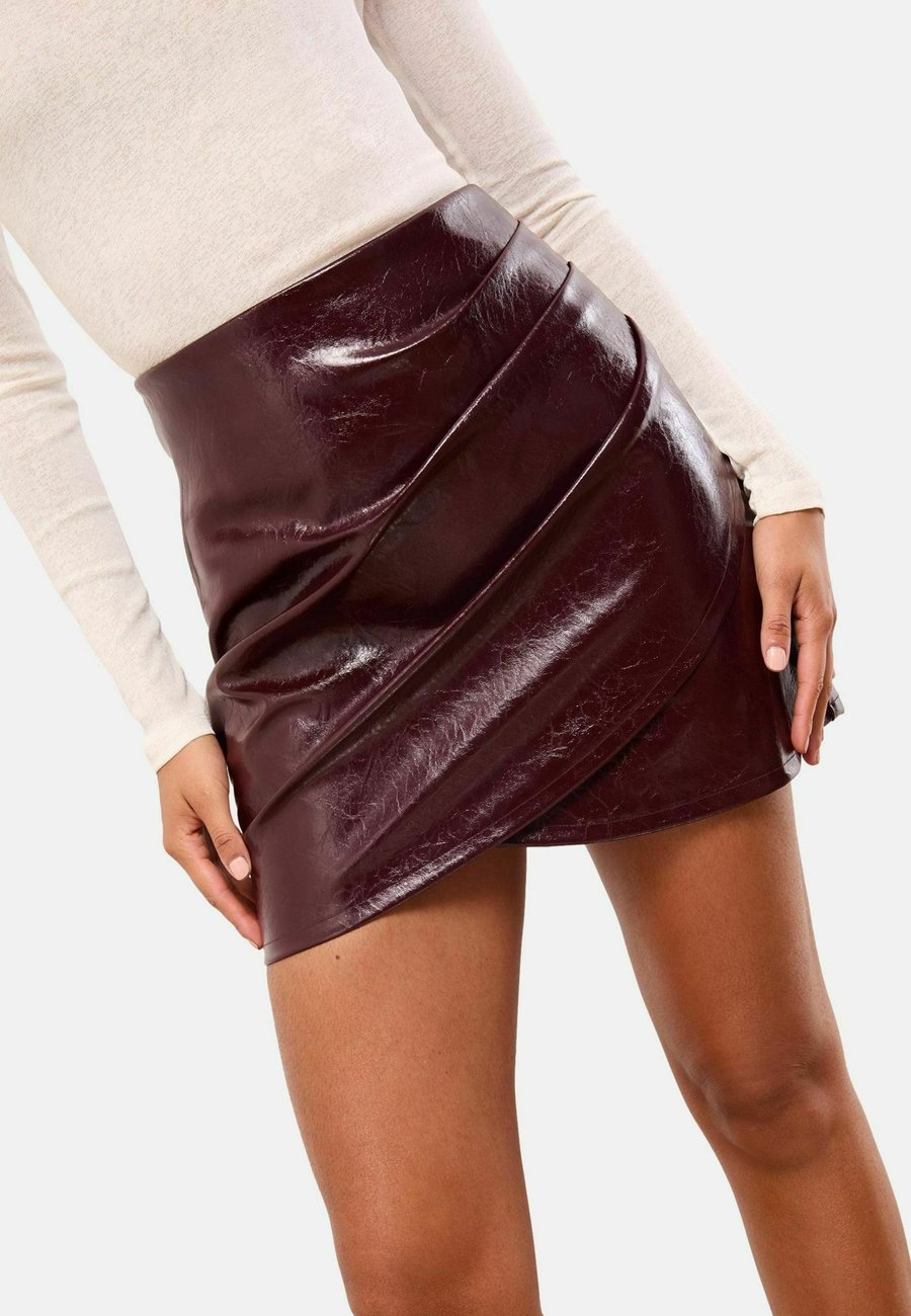 

Юбка Lipsy Pencil skirt, Cherry Red Faux Leather/Red