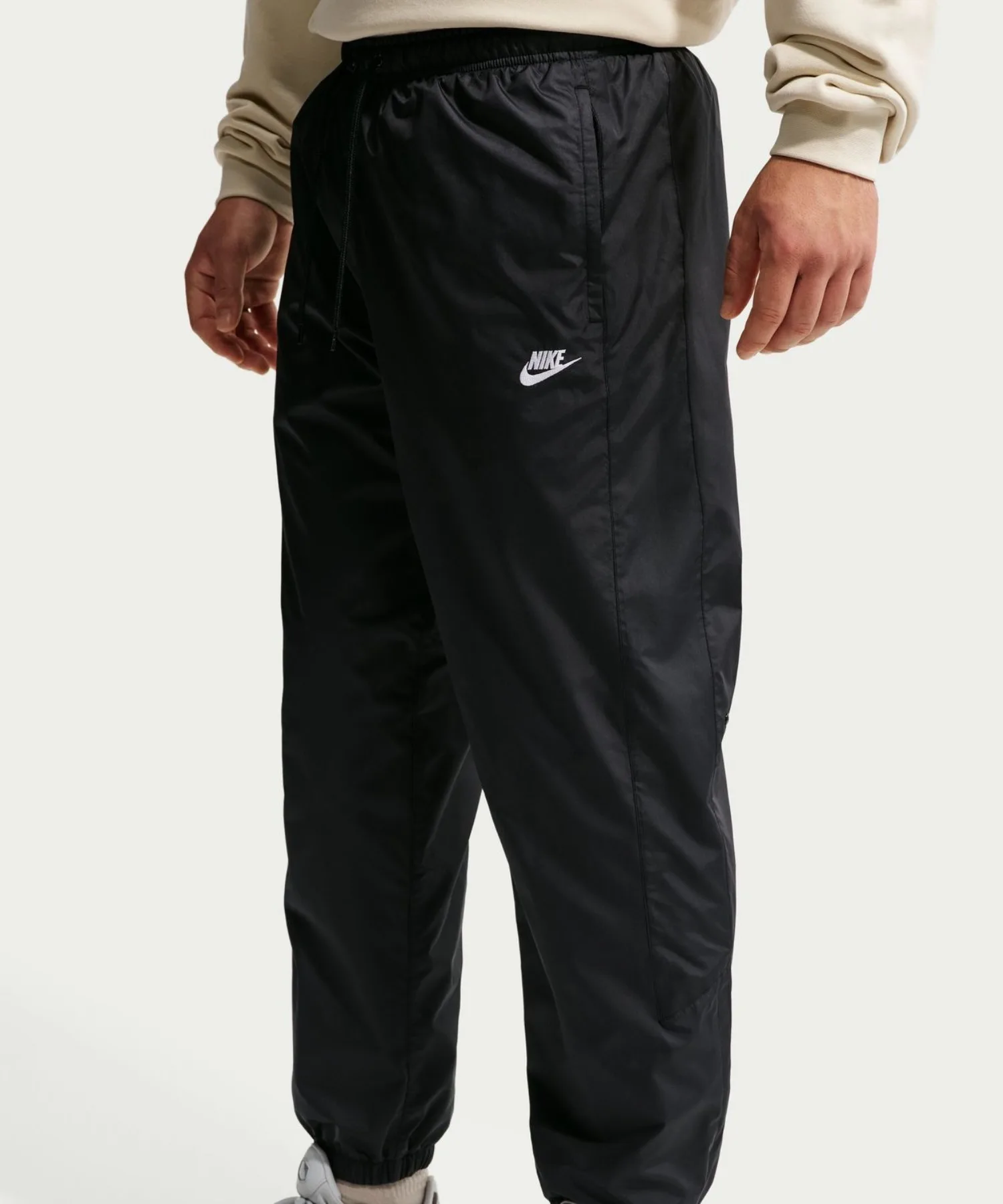 Мужские спортивные брюки с технологией Storm-FIT NIKE WR LND чёрные — фото 2