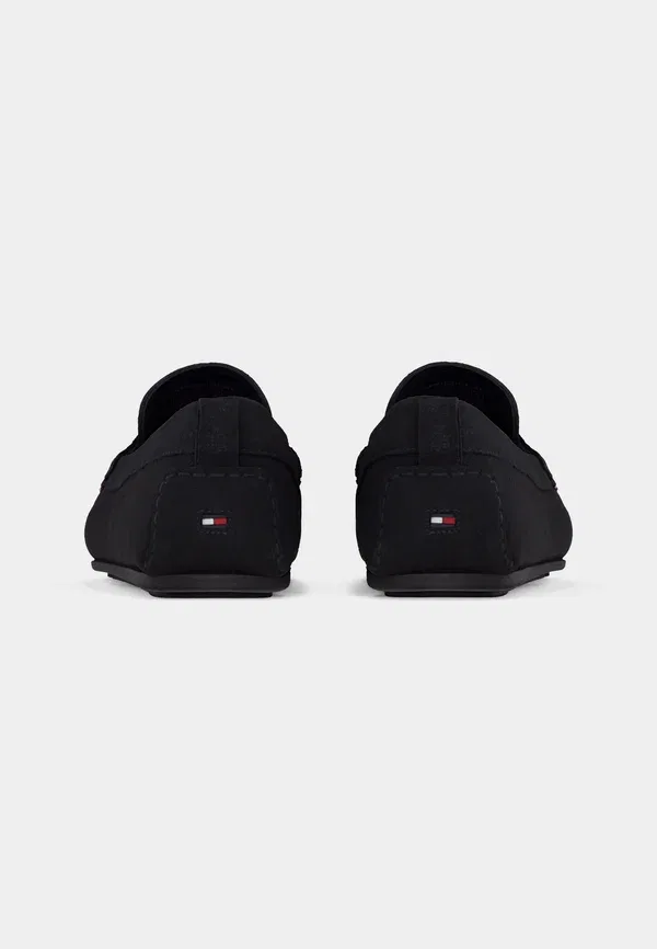 Туфли мокасины Tommy Hilfiger Suede cleat driver shoes, пустынное небо — фото 4