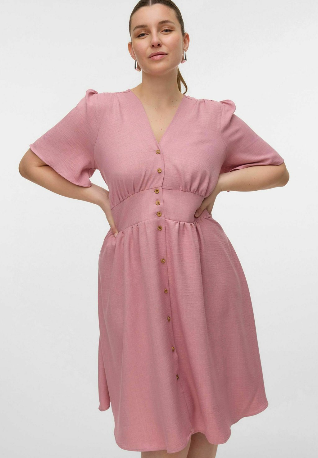 

Платье-рубашка VMCMELANEY MIDI Vero Moda Curve, светло-розовый