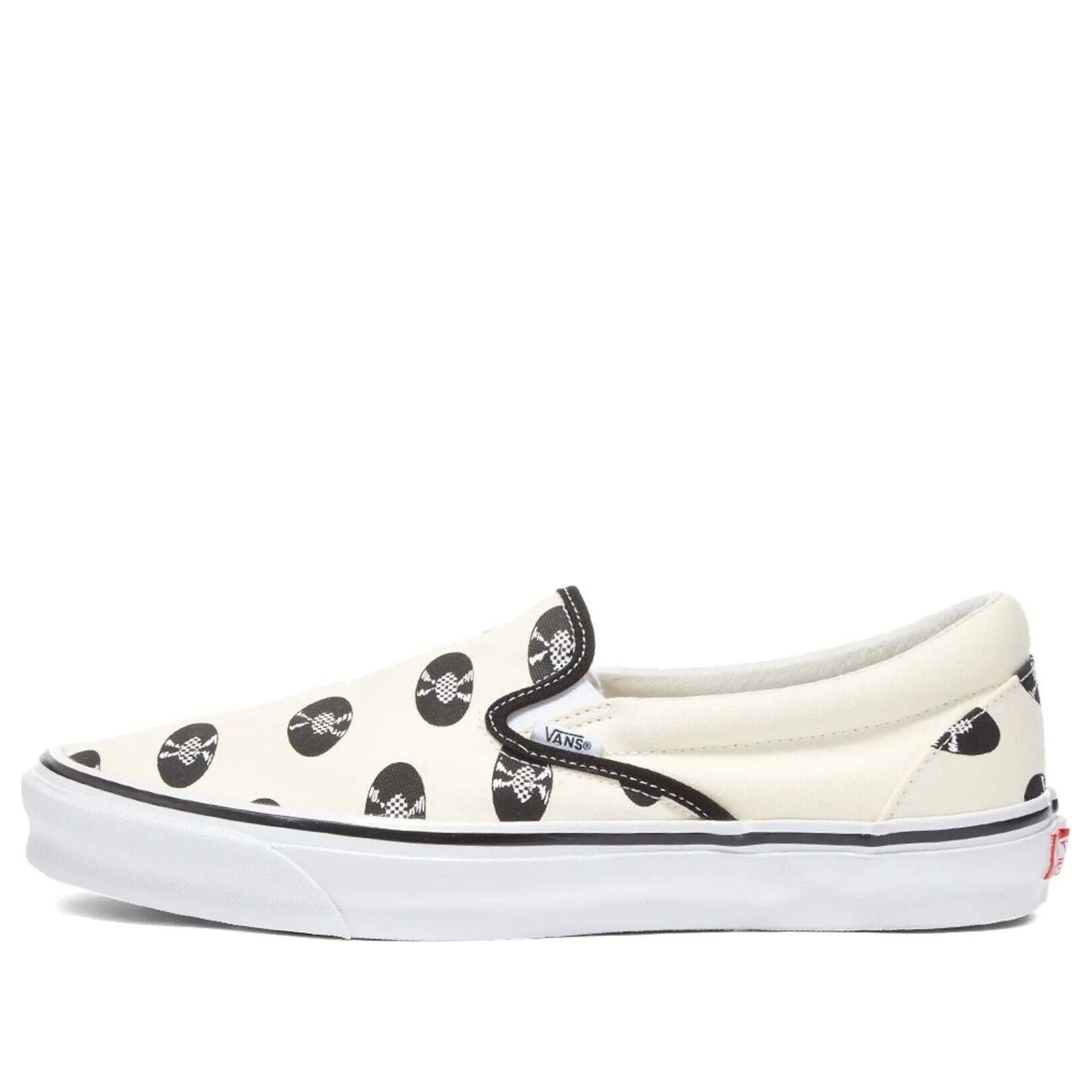 

Кроссовки Vans OG Classic Slip-On Lx x Wacko Maria VN0A45JK5921