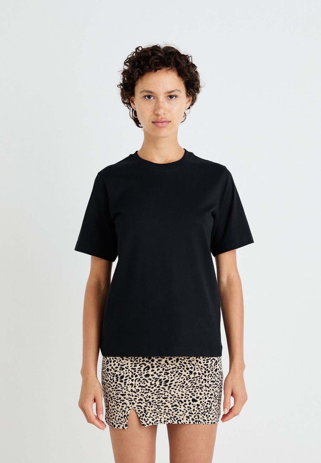

Базовая футболка VMDEMI ONECK Vero Moda, черный