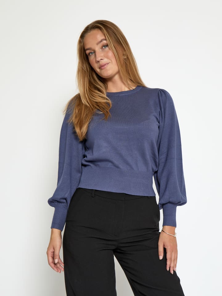 

Minus Пуловер цвета «Ночная тень»