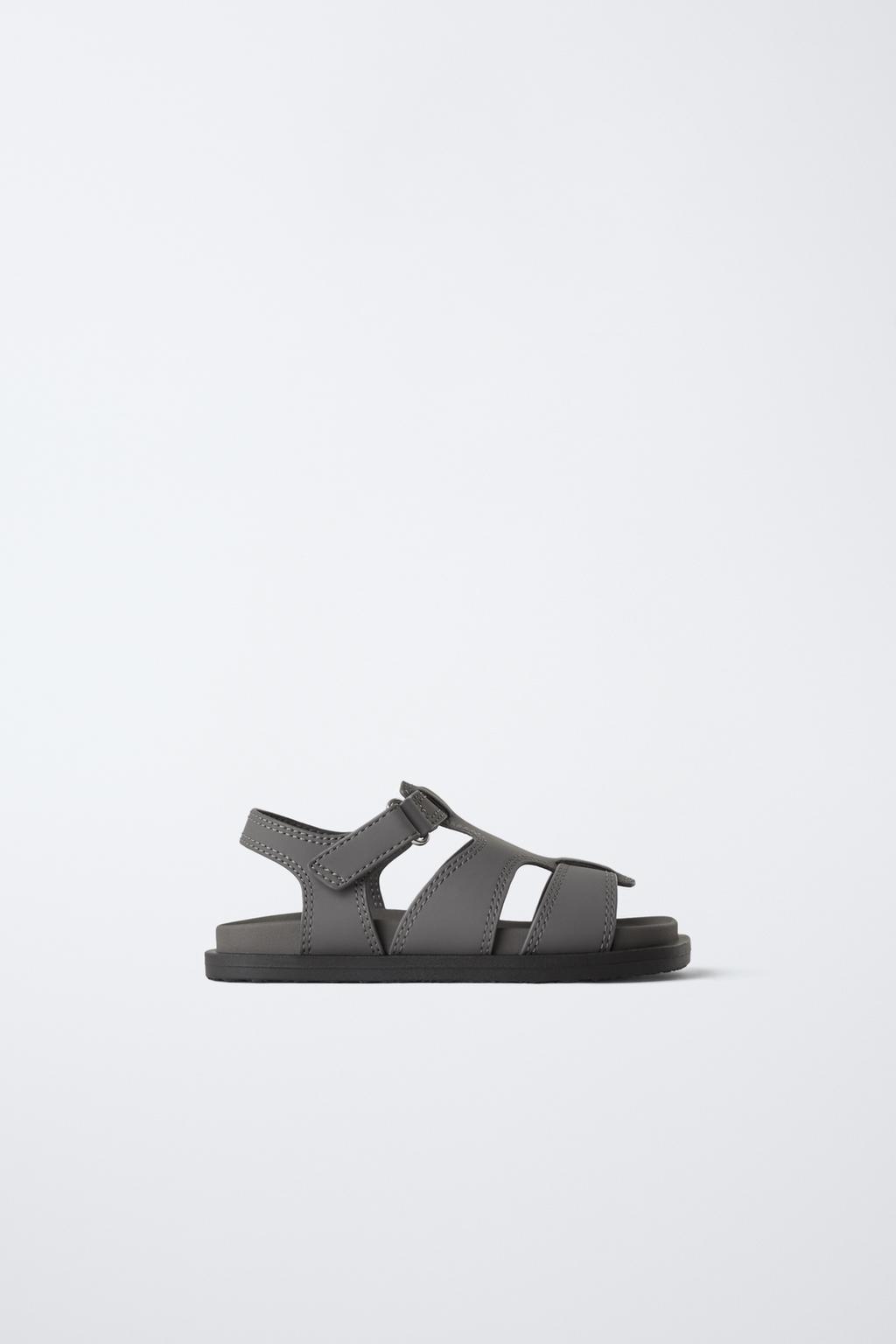 

Прорезиненные сандалии ZARA, серый