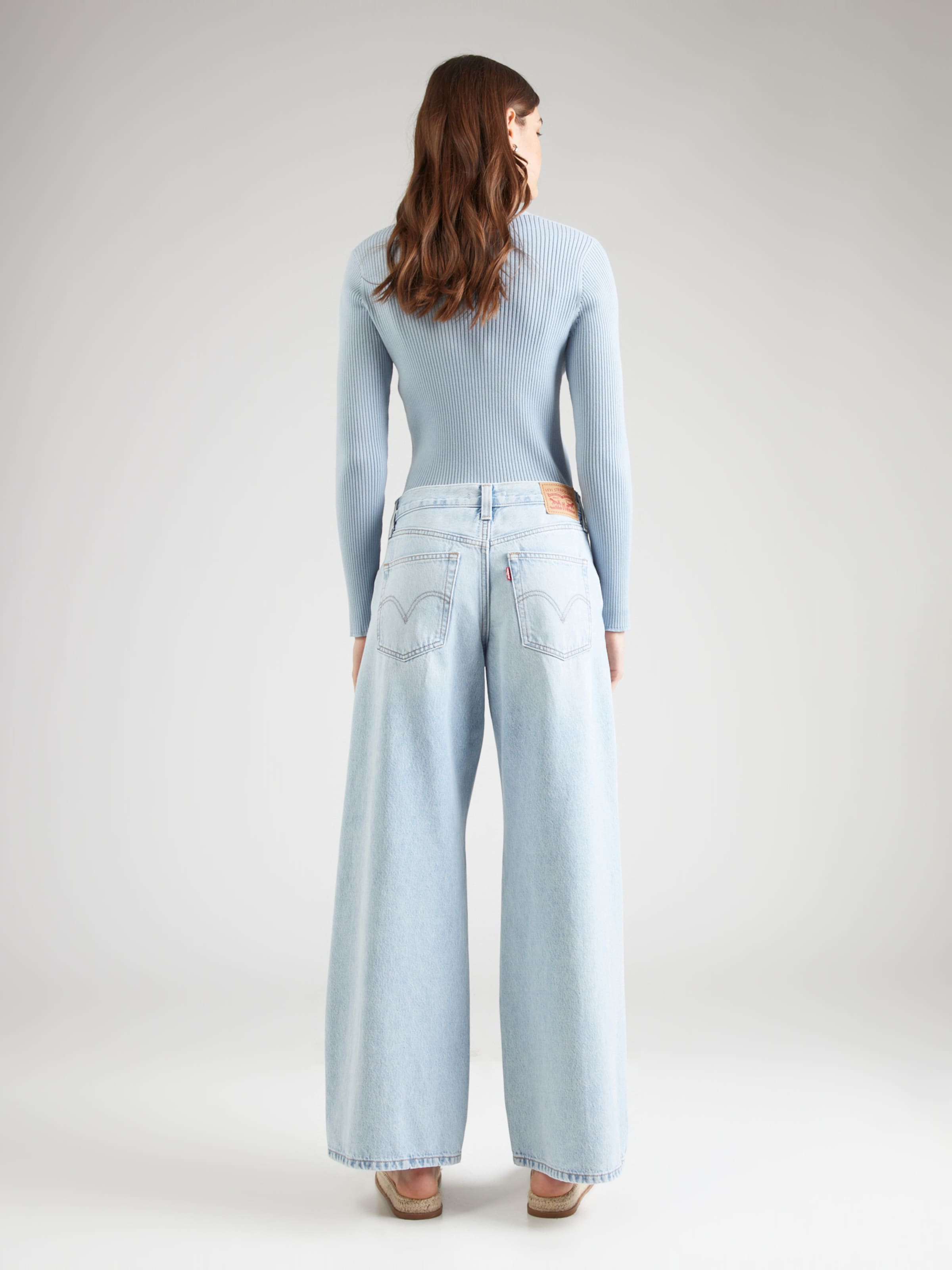 LEVI'S  Джинсы Wide leg '94 Baggy Wide Leg Jeans в светло-голубом цвете — фото 4