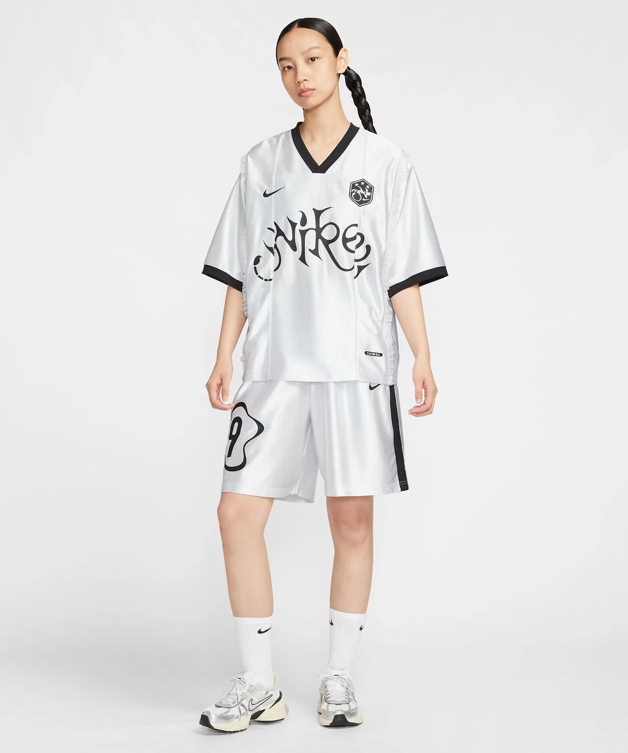 Женская футболка с принтом NIKE NSW GX JRSY S/S Top, Silver — фото 2
