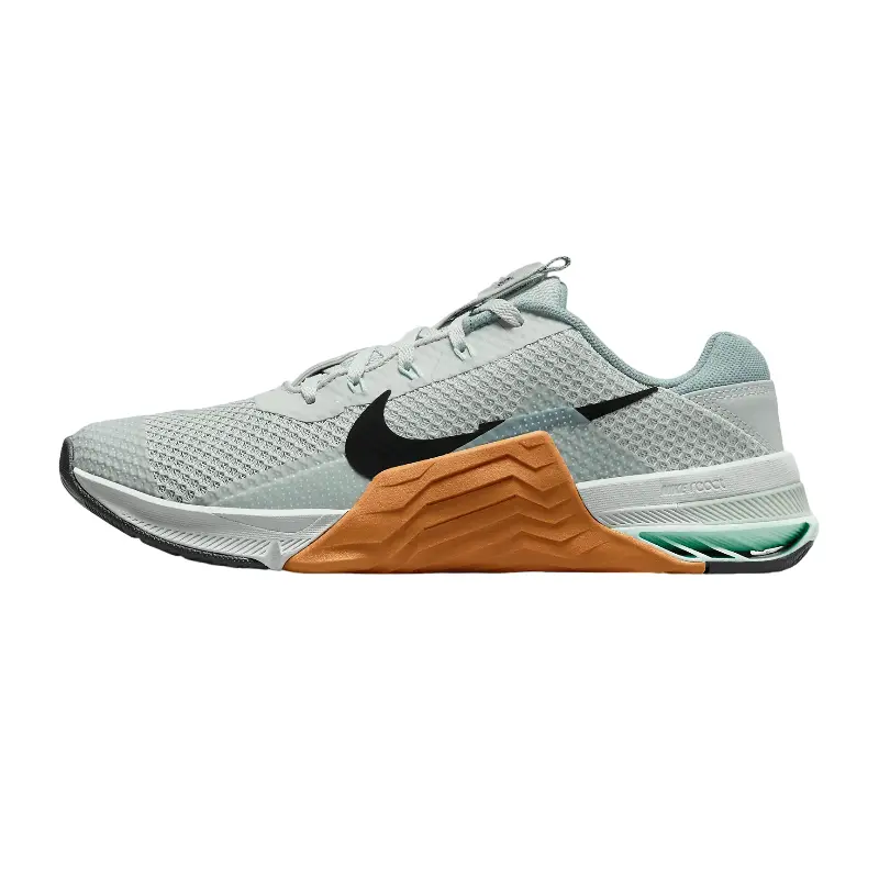 

Кроссовки Nike Metcon 7, светло-серый