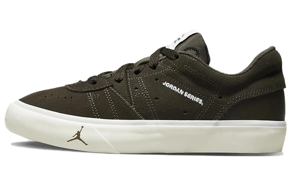 Детские кроссовки для скейтбординга с низким верхом Jordan Air Series ES Black